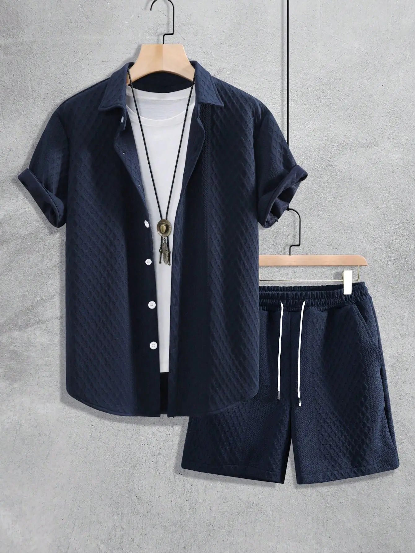 Ensemble chemise à manches courtes texturée et short pour homme Ensemble décontracté deux pièces Vêtements de rue légers pour l'été