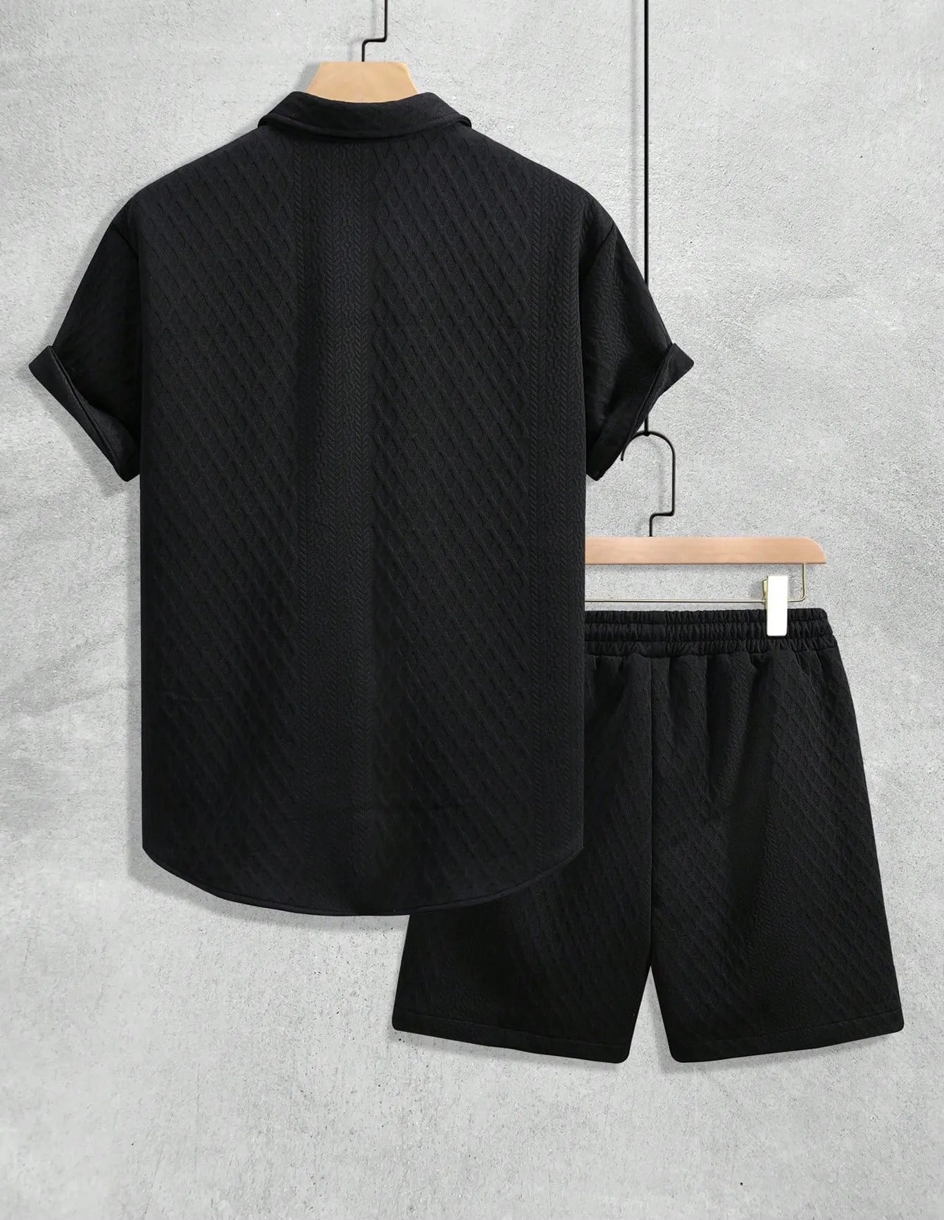 Ensemble chemise à manches courtes texturée et short pour homme Ensemble décontracté deux pièces Vêtements de rue légers pour l'été